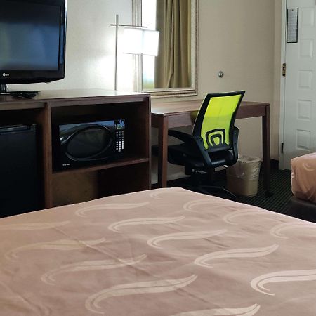 Quality Inn Flagstaff East I-40 Eksteriør billede