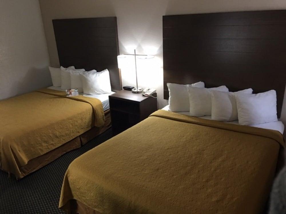 Quality Inn Flagstaff East I-40 Eksteriør billede