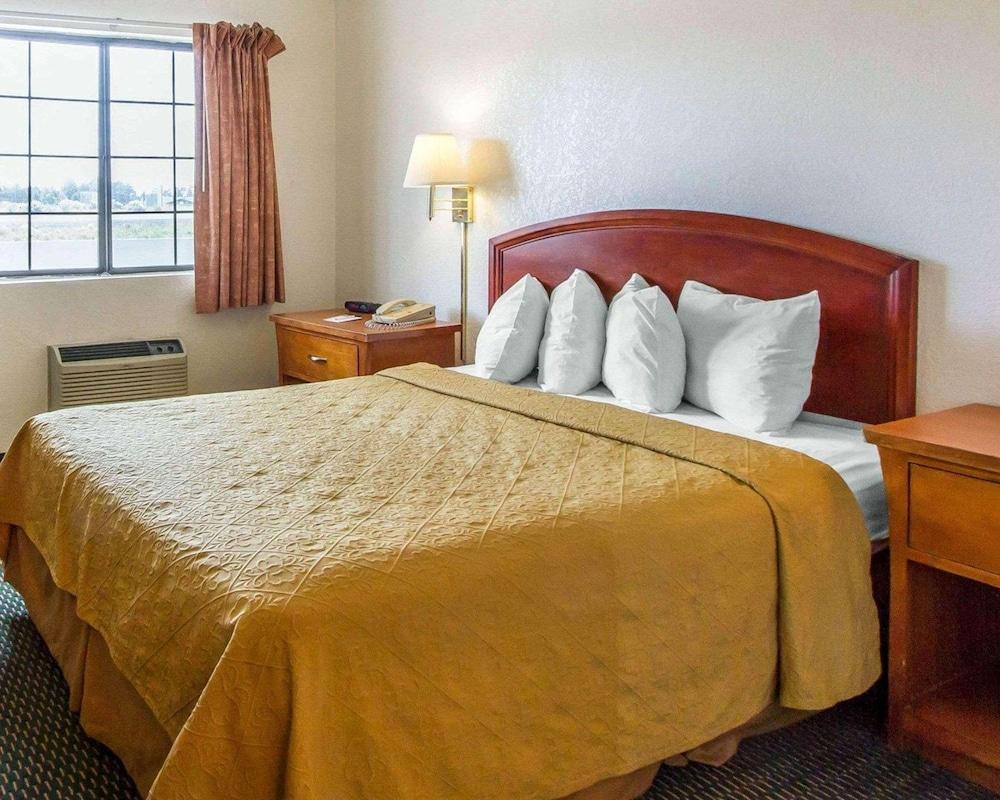 Quality Inn Flagstaff East I-40 Eksteriør billede