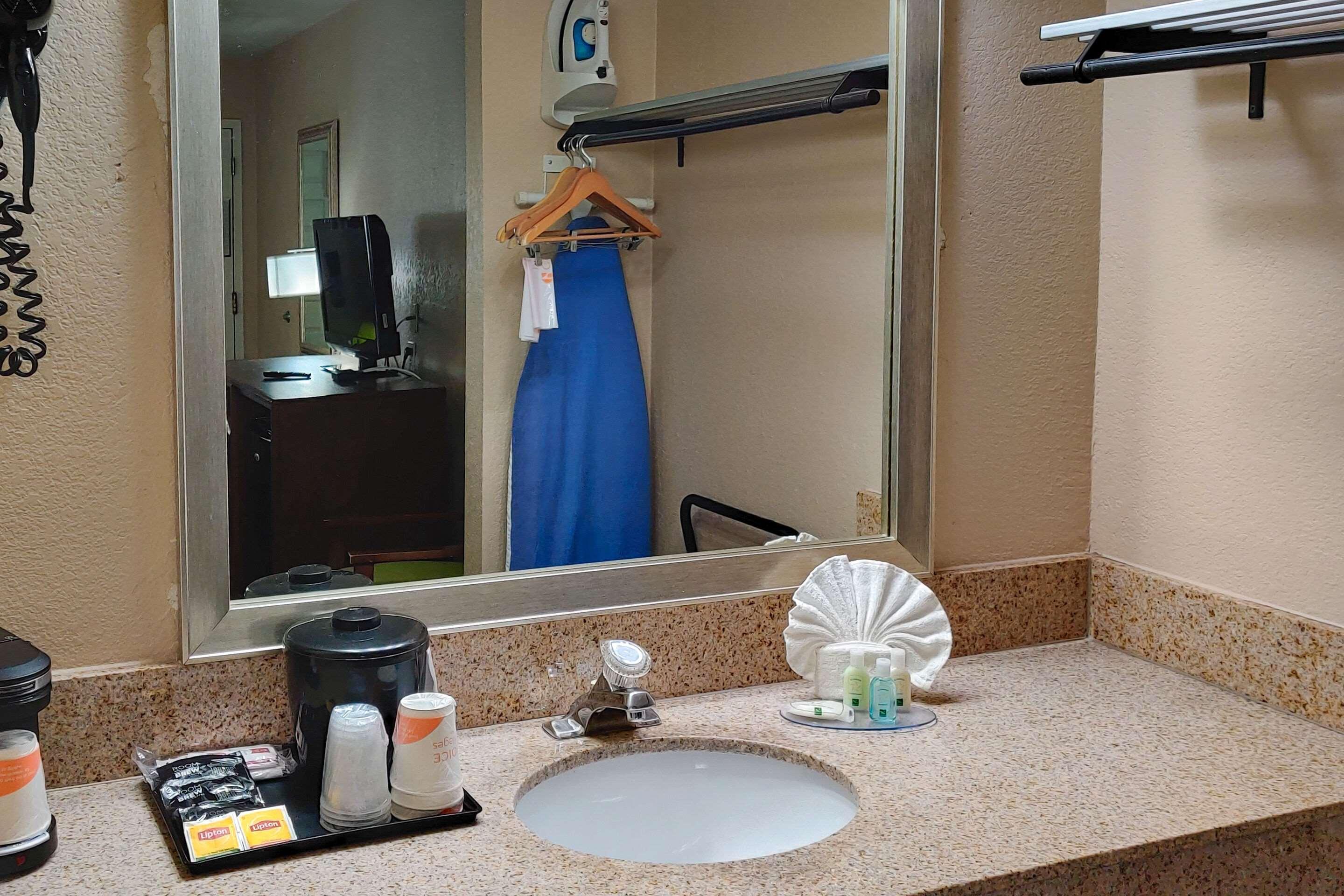 Quality Inn Flagstaff East I-40 Eksteriør billede