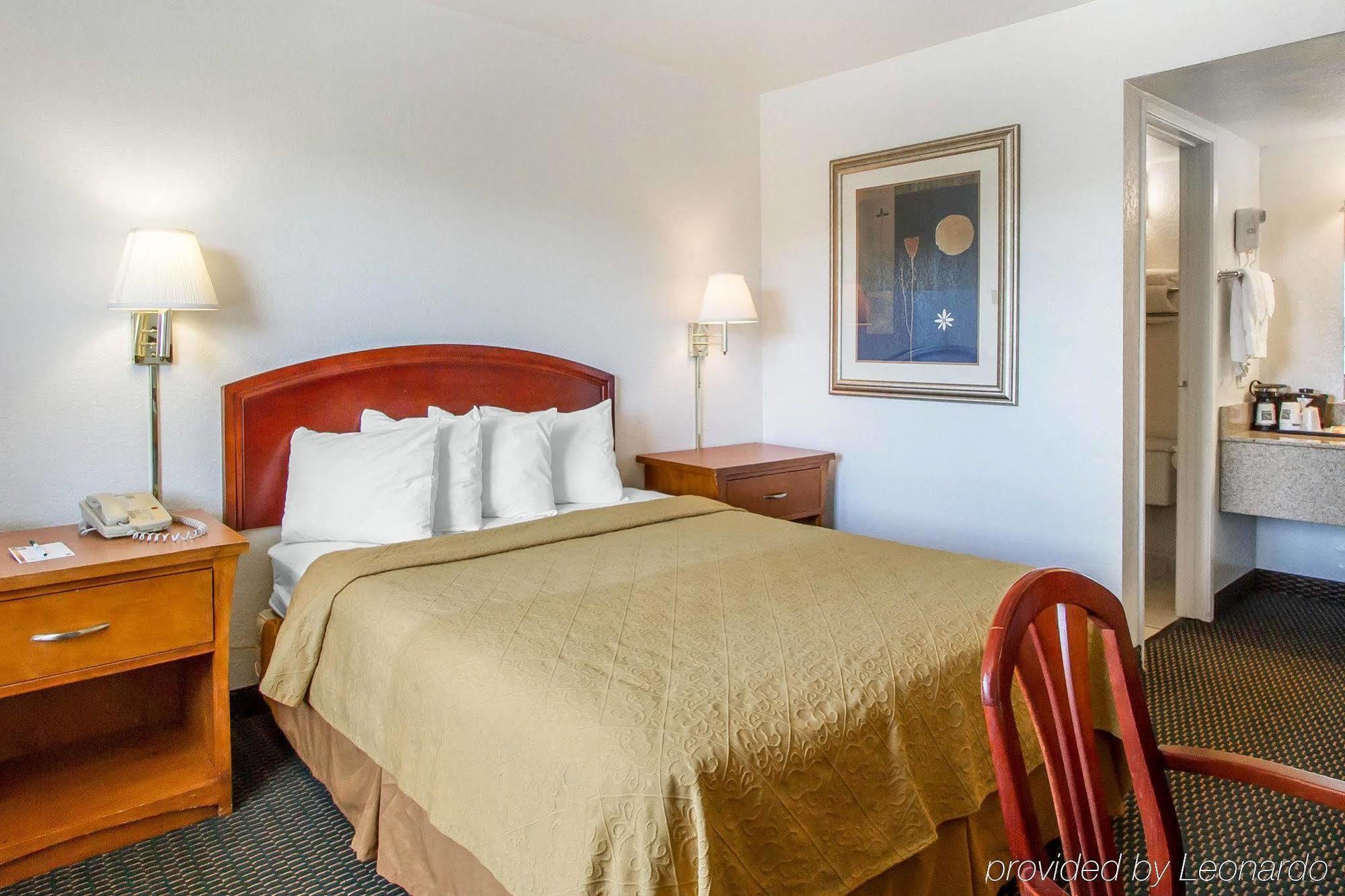Quality Inn Flagstaff East I-40 Eksteriør billede