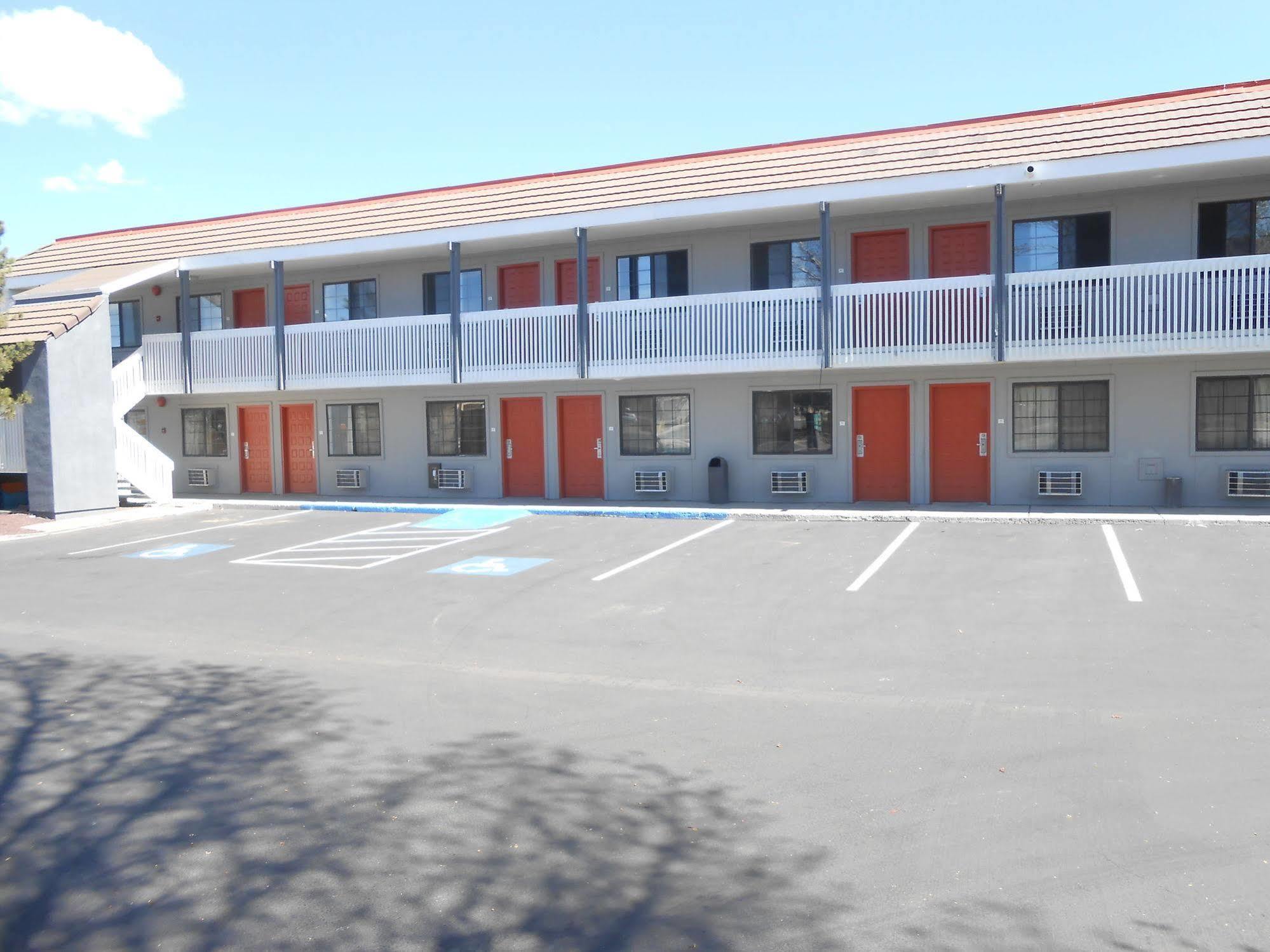 Quality Inn Flagstaff East I-40 Eksteriør billede