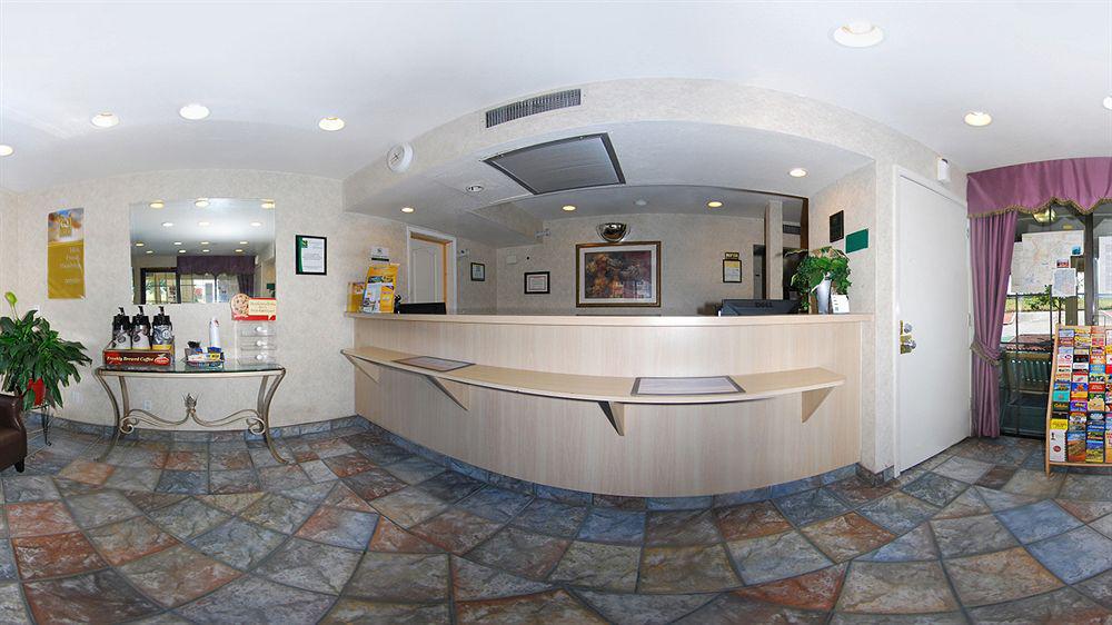 Quality Inn Flagstaff East I-40 Eksteriør billede